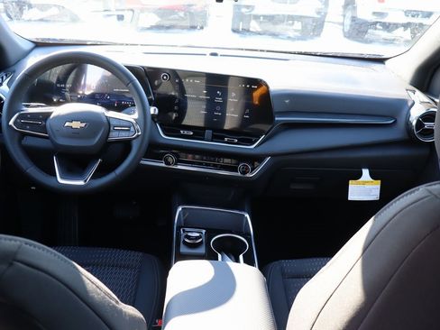 New 2026 Chevrolet Equinox LT w/ Safety and Technology Package image 19