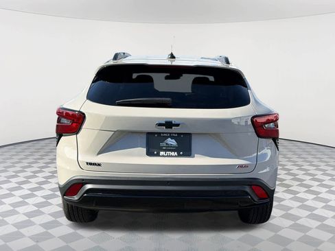 New 2026 Chevrolet Trax RS w/ Sunroof Package image 6