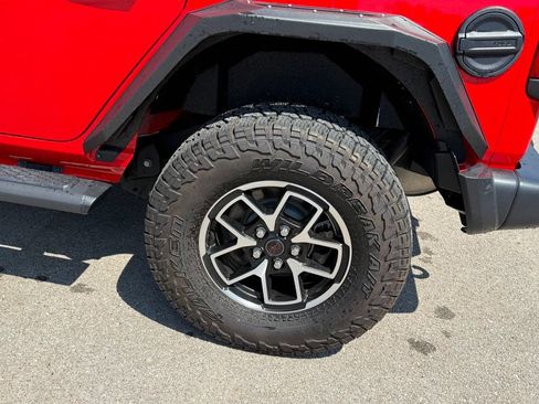 Used 2021 Jeep Wrangler Unlimited Rubicon AWD/4WD image 24