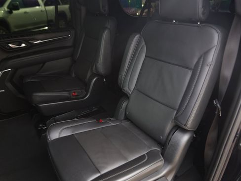 Used 2023 GMC Yukon XL Denali w/ Max Trailering Package image 28