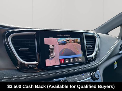 New 2026 Chrysler Pacifica Select w/ S Appearance Package FWD image 40