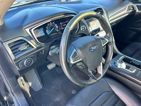 Used 2019 Ford Fusion SEL image 6