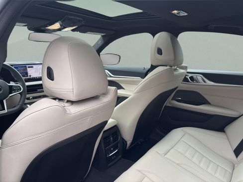 Used 2026 BMW M440i image 20