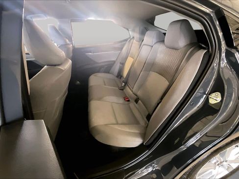 Used 2026 Toyota Camry LE w/ Convenience Package FWD image 18