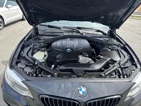 Used 2016 BMW M235i xDrive Convertible AWD/4WD image 40