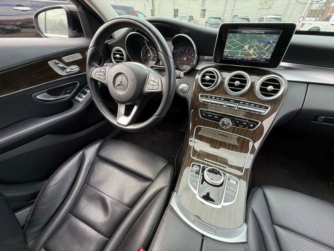 Used 2018 Mercedes-Benz C 300 4MATIC Sedan image 3
