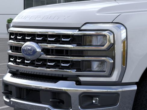 New 2024 Ford F250 Lariat w/ Lariat Ultimate Package image 43