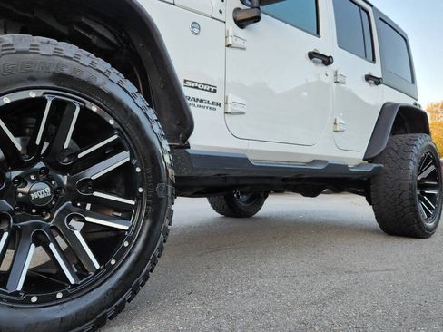 Used 2016 Jeep Wrangler Unlimited Sport w/ Quick Order Package 24S AWD/4WD image 4