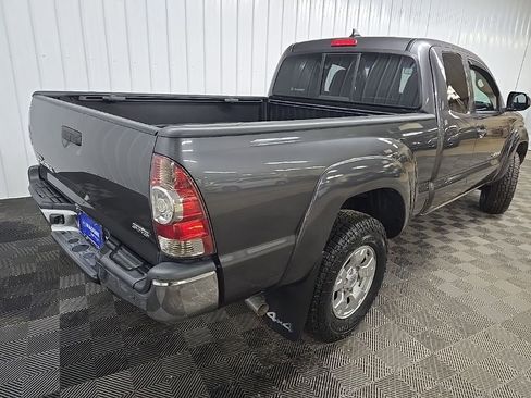 Used 2015 Toyota Tacoma 4x4 Access Cab w/ SR5 Package image 10