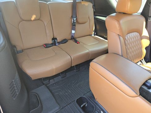 Used 2023 INFINITI QX80 Premium Select AWD/4WD image 21