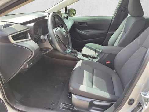 Certified 2025 Toyota Corolla LE image 12