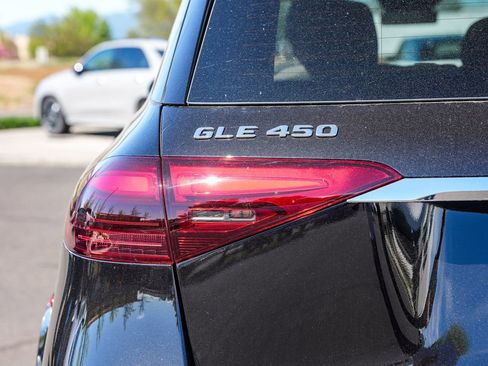 New 2026 Mercedes-Benz GLE 450 4MATIC image 9