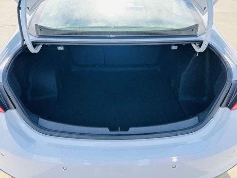 Used 2024 Chevrolet Malibu LT FWD image 25