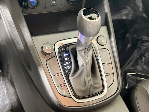 Used 2023 Hyundai Kona SEL image 16