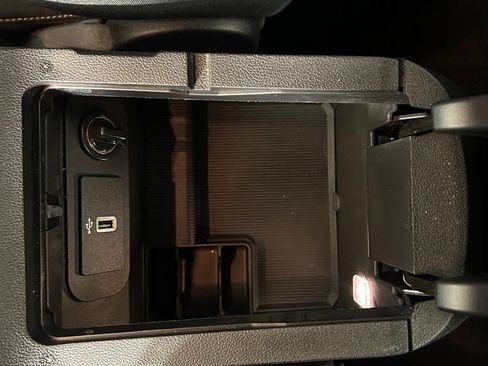 Used 2019 Ford Mustang GT w/ Equipment Group 301A RWD image 8