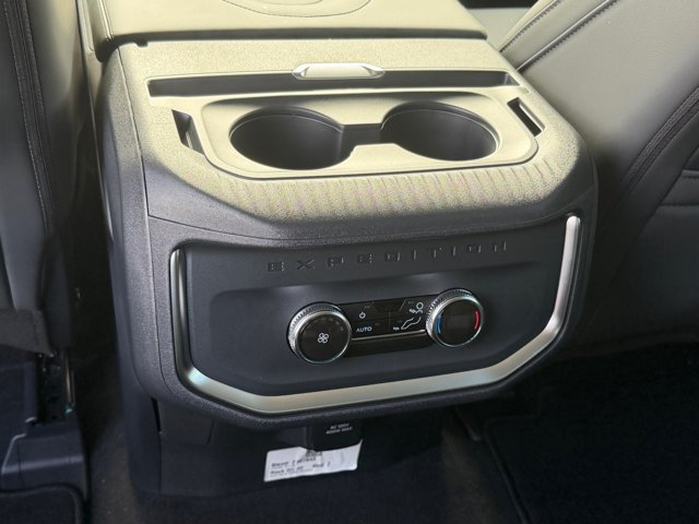 New 2027 Ford Expedition Active RWD image 17