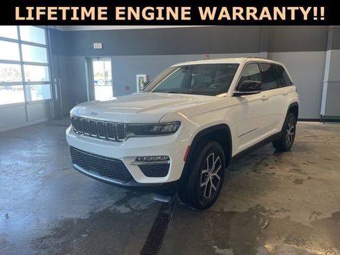 Used 2024 Jeep Grand Cherokee Limited image 4