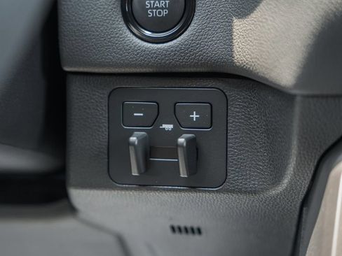 New 2026 Toyota Tundra Limited AWD/4WD image 26