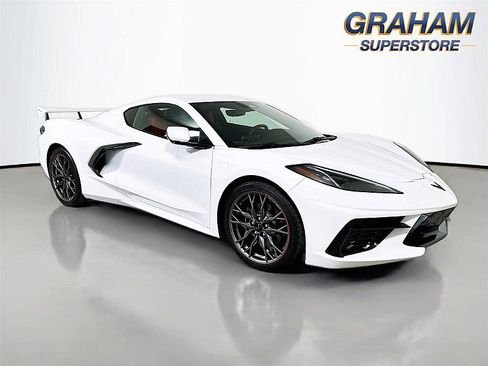 Used 2024 Chevrolet Corvette Stingray Preferred Cpe image 1