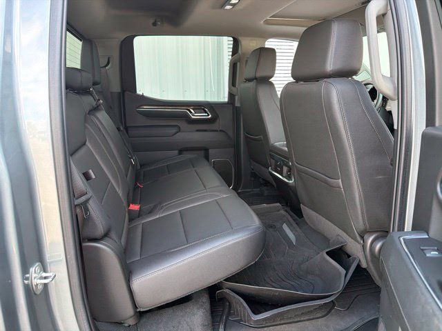 Used 2024 GMC Sierra 1500 Elevation w/ Elevation Premium Package AWD/4WD image 22