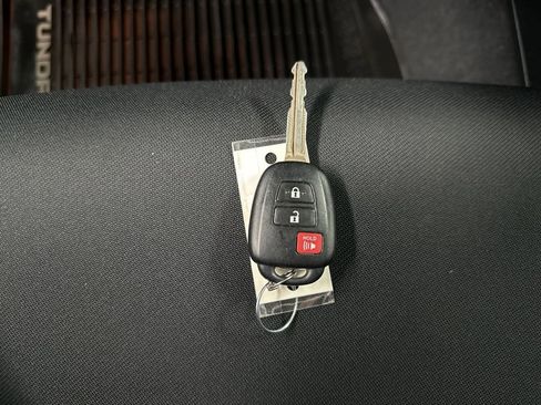 Used 2018 Toyota Tundra SR5 image 37