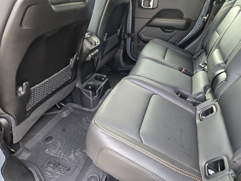 New 2026 Jeep Gladiator Sport image 28