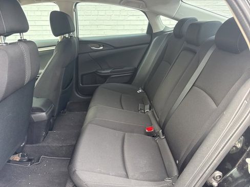 Used 2018 Honda Civic EX image 4