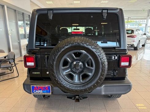 Used 2021 Jeep Wrangler Unlimited Sport image 8