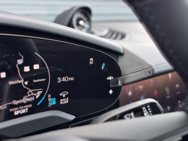 New 2025 Porsche Taycan 4S AWD/4WD image 26