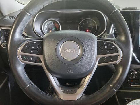 Used 2019 Jeep Cherokee Limited AWD/4WD image 14