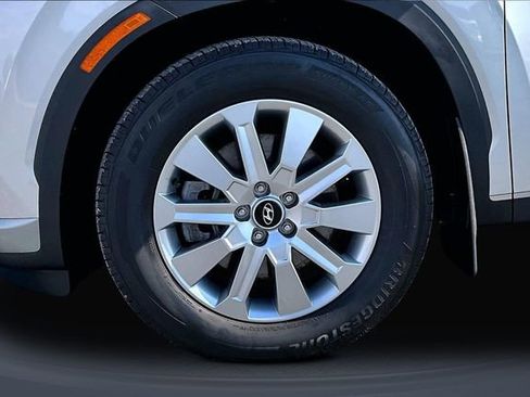 Used 2024 Hyundai Palisade SEL image 32