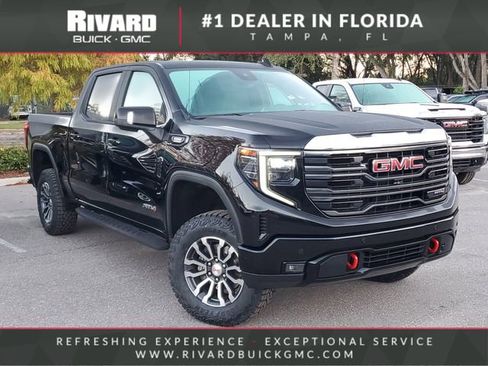 Used 2022 GMC Sierra 1500 AT4 w/ AT4 Premium Package image 1