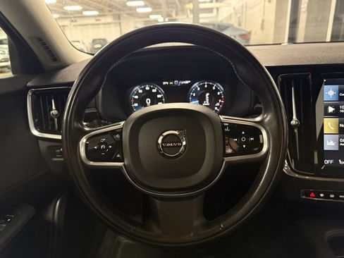 Used 2018 Volvo S90 T5 Momentum w/ Convenience Package AWD/4WD image 11