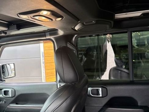 Used 2020 Jeep Wrangler Unlimited Rubicon image 16