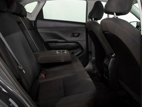 Used 2025 Hyundai Kona SEL image 17