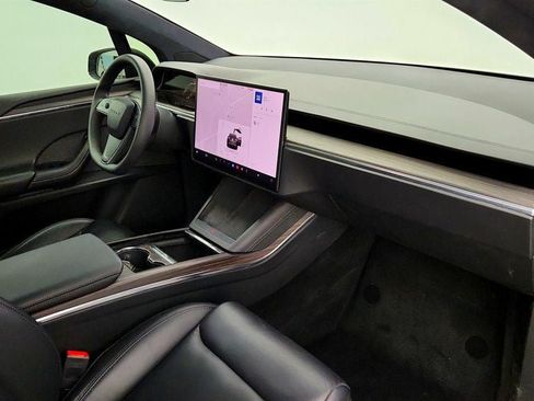 Used 2023 Tesla Model X AWD/4WD image 31