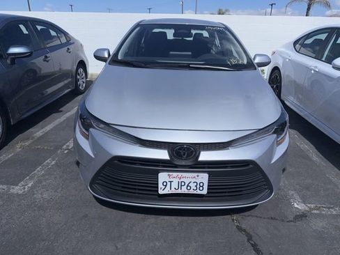Used 2025 Toyota Corolla LE image 5