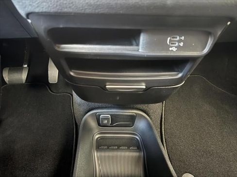 New 2026 Chrysler Pacifica Select FWD image 58