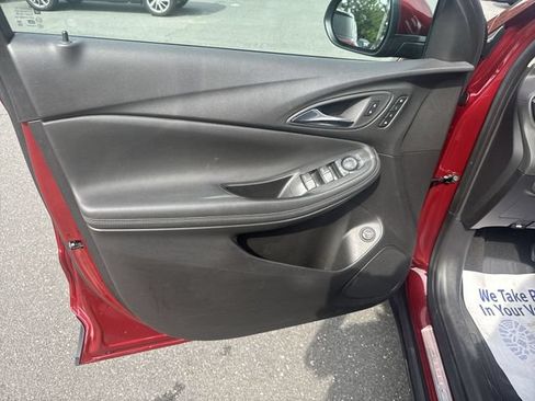 Used 2023 Buick Encore GX Essence w/ Experience Buick Package AWD/4WD image 21