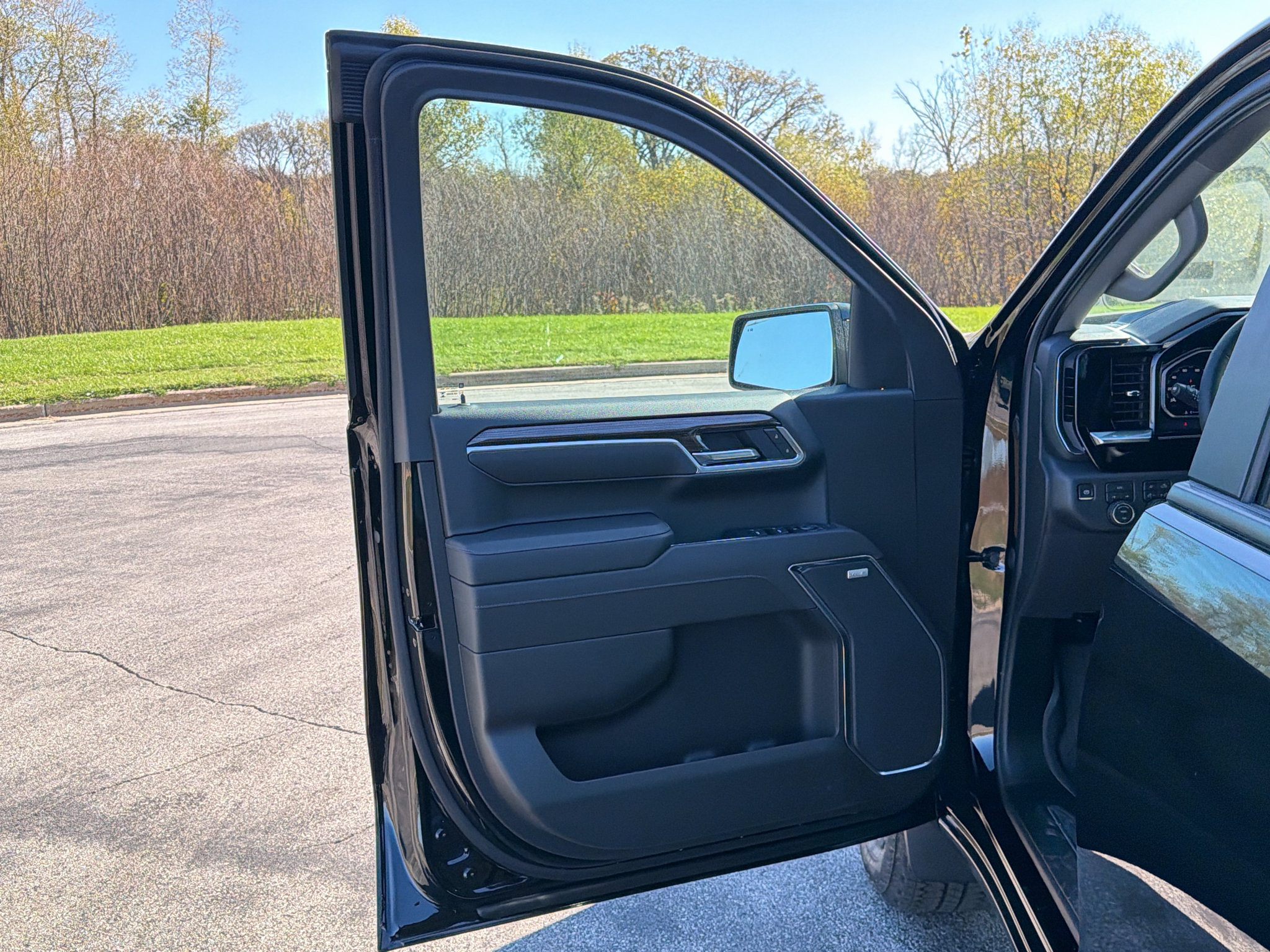 New 2026 Chevrolet Silverado 1500 RST w/ All Star Edition Plus AWD/4WD image 10