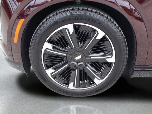Certified 2025 Cadillac Escalade IQ Sport 1 AWD/4WD image 33