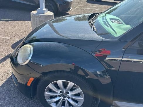 Used 2015 Volkswagen Beetle 1.8T FWD image 4