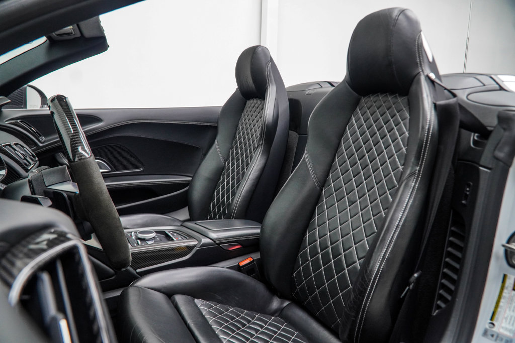 Used 2018 Audi R8 V10 AWD/4WD image 4