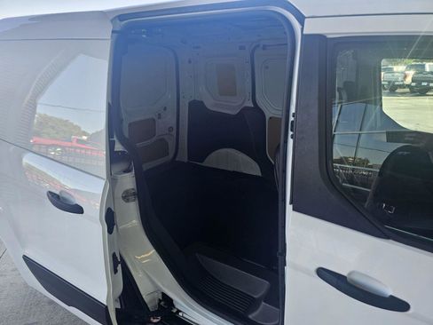 Used 2019 Ford Transit Connect XL image 17