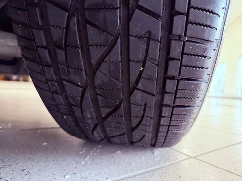 Used 2017 Chrysler Pacifica Touring Plus w/ Tire & Wheel Group image 15