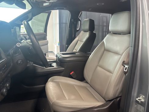 Used 2023 Chevrolet Tahoe Z71 w/ Off-Road Capability Package image 30