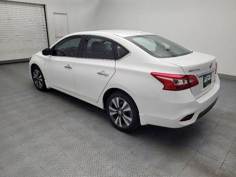 Used 2019 Nissan Sentra SV w/ Special Edition Package FWD image 3