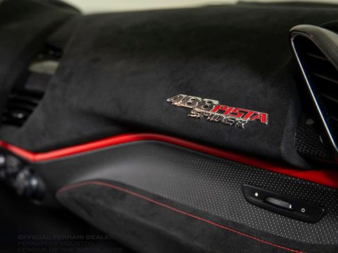 Used 2019 Ferrari 488 Pista Spider image 19