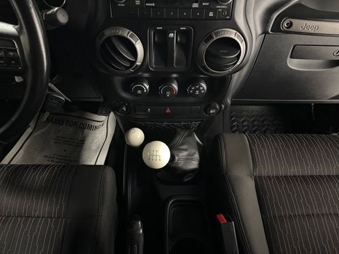 Used 2011 Jeep Wrangler Sport AWD/4WD image 29
