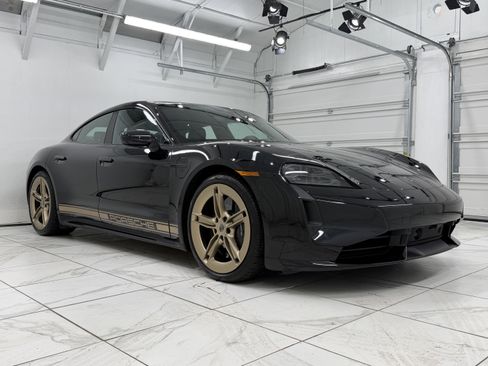 Certified 2025 Porsche Taycan Turbo S AWD/4WD image 10